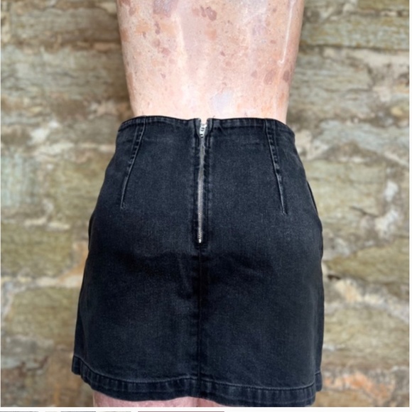 Topshop Moto Black Denim Rose Embroidered Skirt - Picture 4 of 6